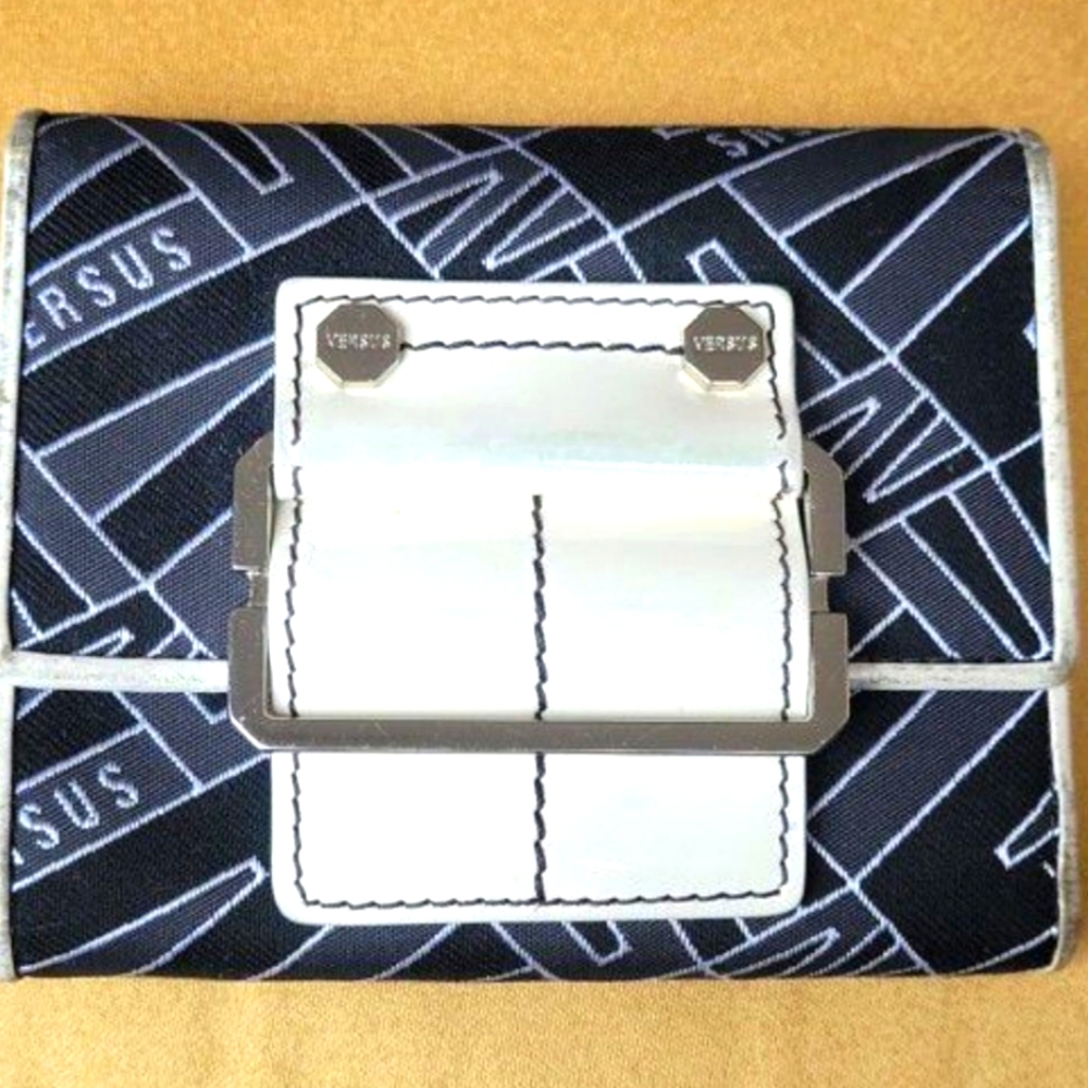 Versace Versus wallet